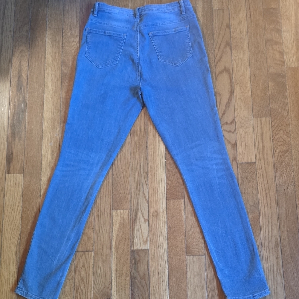 Refuge High Rise Blue Jeans - Picture 4 of 9